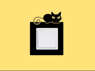 Kočka vypínač - zásuvka - Samolepka na zeď